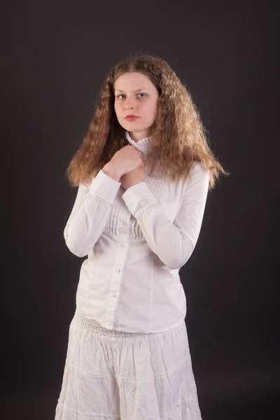 Studio Portret Van Tiener Meisje Zwarte Achtergrond — Stockfoto