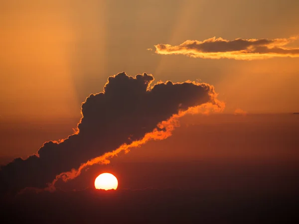 Abstrakcyjne Tło Nieba Słońcem Chmurami Zachodzie Słońca — Zdjęcie stockowe