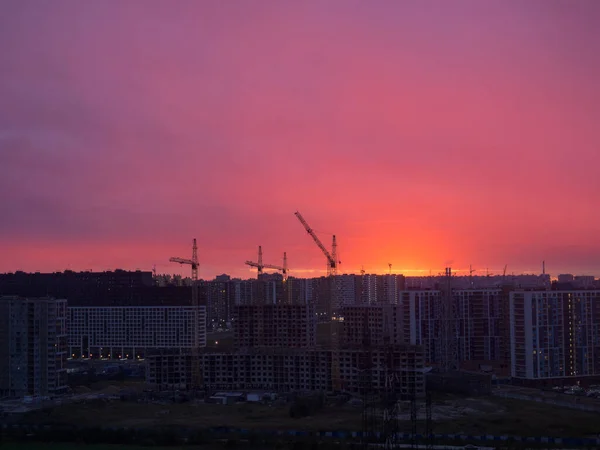 Dramatisk Solnedgång Över Byggarbetsplats Staden — Stockfoto