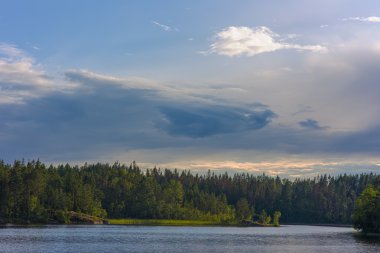 Güneşli yaz akşam