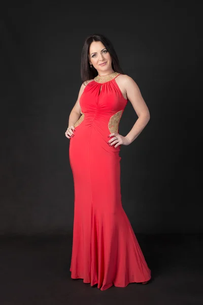Mujer con un vestido rojo — Foto de Stock