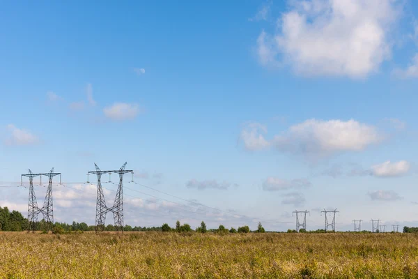 Principale elettrico in campagna — Foto Stock