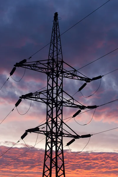 Tour d'une centrale électrique — Photo