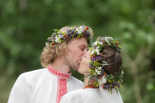 Beso en la boda —  Fotos de Stock