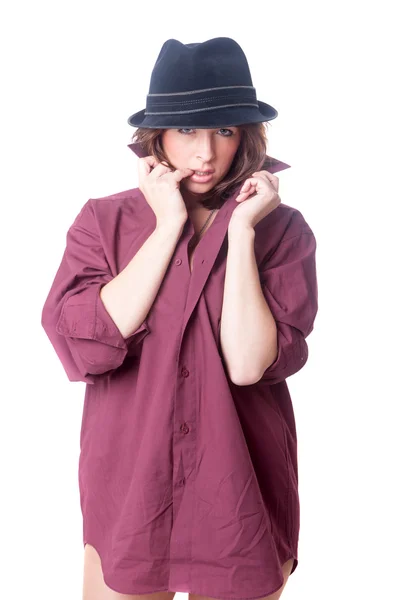 Menina de camisa e chapéu — Fotografia de Stock