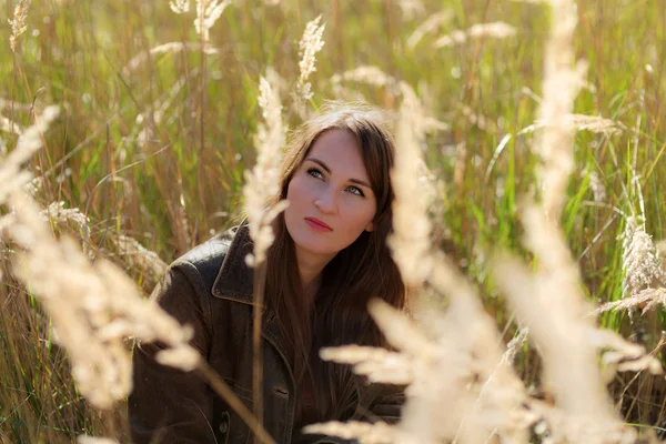 Portret van romantische vrouw — Stockfoto