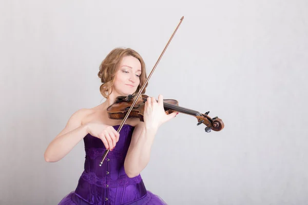 Musician playing violin — Stock Photo, Image