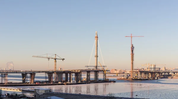 Строительная площадка нового моста — стоковое фото