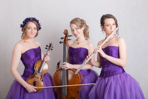 Retrato de um trio musical — Fotografia de Stock