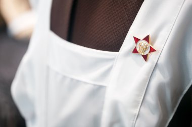 Sovyet okul üniforması Star'da Octobrist