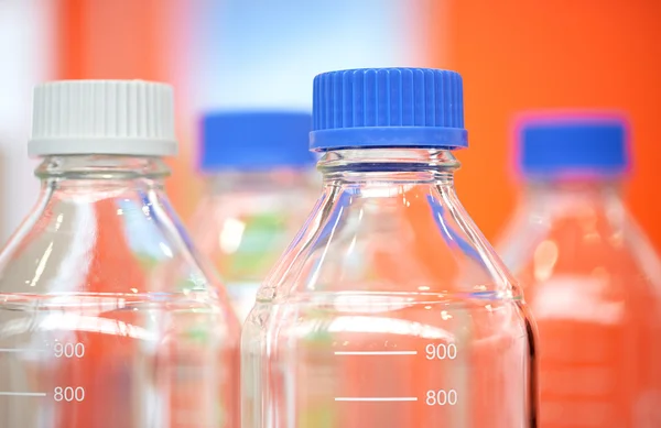 Bottles in the chemical laboratory — Stock Photo, Image