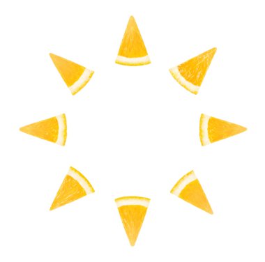 Beyaz arka plan üzerinde güneş şeklinde Portakal dilim