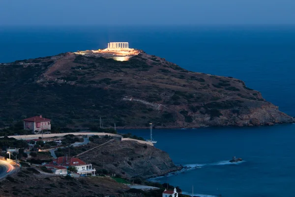 Cape Sounion, Poseidon'un temple, Attica, Yunanistan, twilight saat — Stok fotoğraf