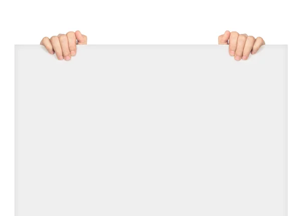 Due mani che tengono grande annuncio in bianco su uno sfondo bianco isolato — Foto Stock