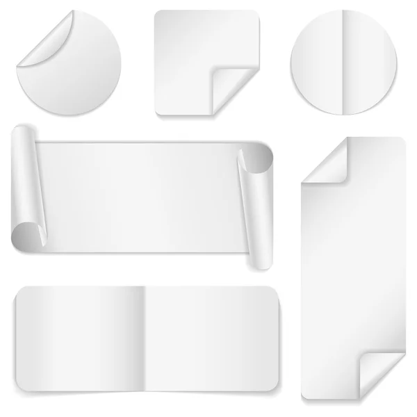 Набір білих паперових наклейок на білому тлі — стоковий вектор