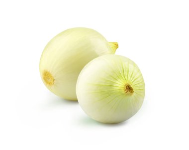 beyaz zemin üzerine soyulmuş soğan