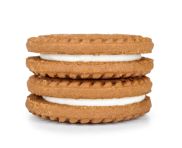 Stivă de cookie-uri cu cremă izolată pe fundal alb — Fotografie, imagine de stoc