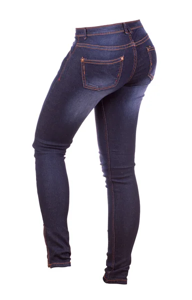 Брюки женских джинсов изолированы на белом — стоковое фото