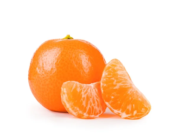 Naranja aislado sobre un fondo blanco — Foto de Stock