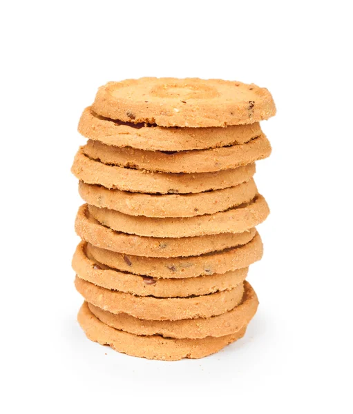 Stack av cookies med nötter på en vit bakgrund — Stockfoto