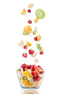 Uçuş meyve ile cam salata kasesi