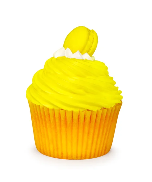 Cupcake amarelo com macaroon isolado no fundo branco — Fotografia de Stock