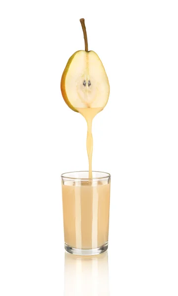 Pear juice pouring in glass isolated on white — Stock Photo, Image