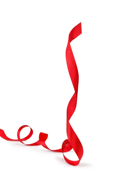 孤立在白色背景上的螺旋红丝带 — 图库照片