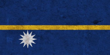Yıpranmış betonun üzerinde Nauru bayrağı
