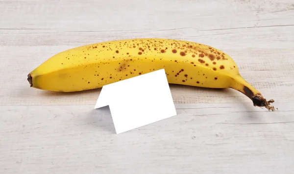 Банан та карти — стокове фото