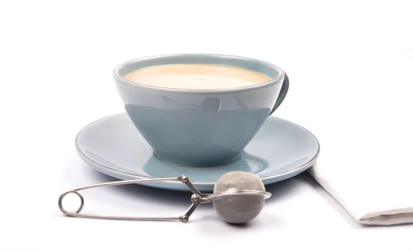 Tazza di tè con latte — Foto Stock