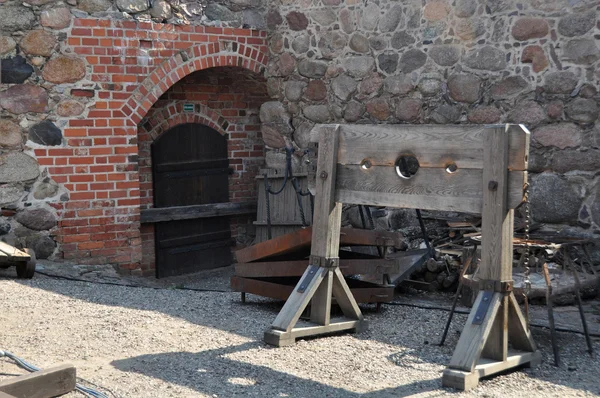 Instrumento de tortura de madeira — Fotografia de Stock