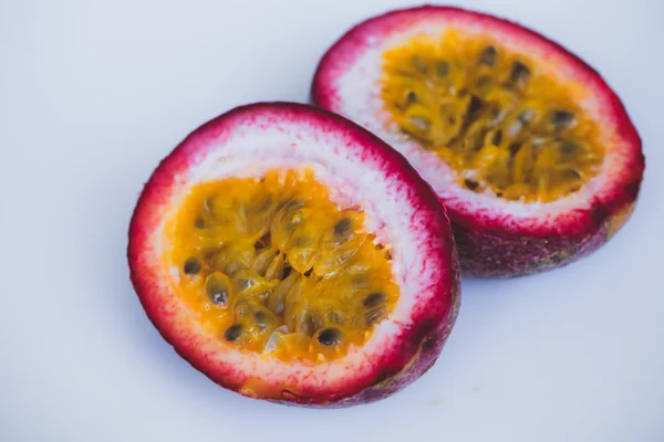 Close up yellow color passion fruit pulp and seed — Stock Photo, Image