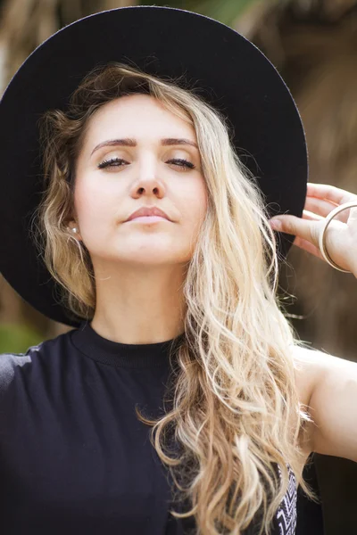 Fashion portrait of beautiful hippie young woman — Stock Photo, Image