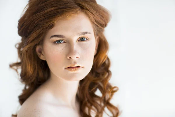 Beautiful young redhead woman with freckles portrait — Stock Photo, Image