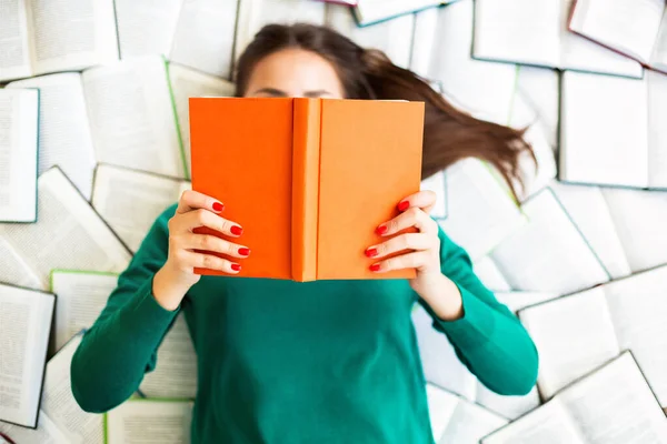 Top View Anonymous Female Student Lying Books Reading Exam Preparation — Stock Photo, Image