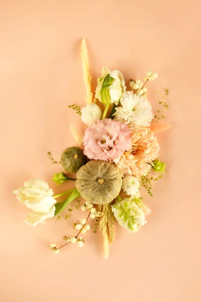 Top View Organic Fresh Flowers Arranged Beautiful Compositions Beige Background — Stock Photo, Image