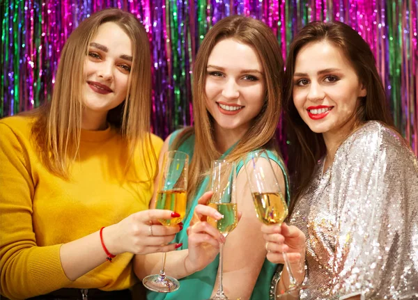 Female Friends Clinking Glasses Wine While Having Fun Luxury Party — Stock Photo, Image