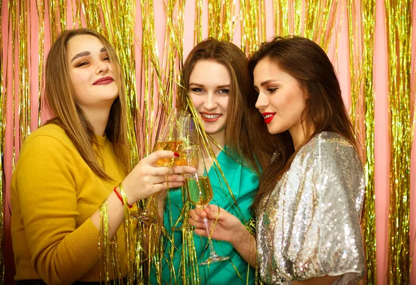 Female Friends Clinking Glasses Wine While Having Fun Luxury Party — Stock Photo, Image