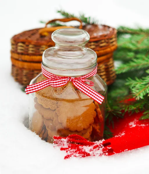 Natal ainda vida com um biscoitos de Natal — Fotografia de Stock