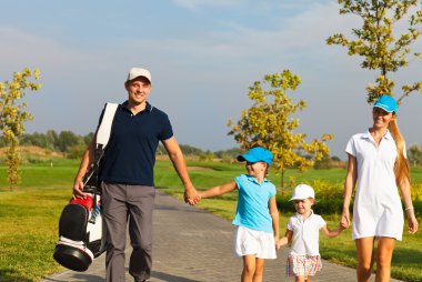Yürüyüş golf oyuncuları ailesi 