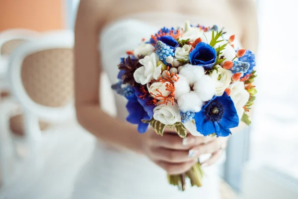 Sposa bouquet di tenuta — Foto Stock