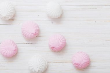 Hite hatmi - zephyr üzerinde ahşap masa lambası