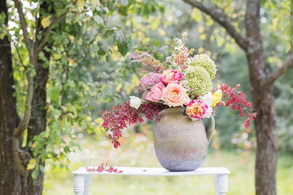 Beautiful Bouquet Wooden Shelf Garden — Stock Photo, Image