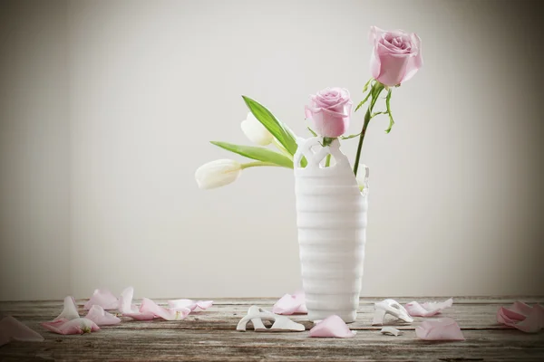 Broken flower vase Stock Photos, Royalty Free Broken flower vase Images | Depositphotos Broken flower vase Stock Photos, Royalty Free Broken flower vase Images | Depositphotos