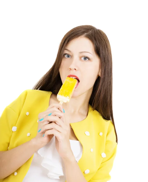 Chica con helado —  Fotos de Stock