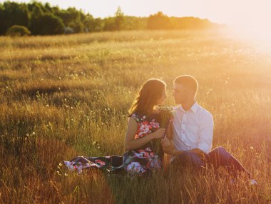 genç bir çift açık