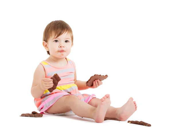 Menina com chocolate isolado no branco — Fotografia de Stock