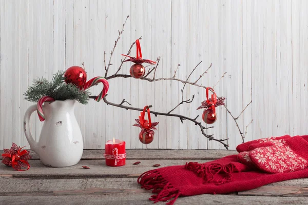 Decoración de Navidad sobre fondo de madera — Foto de Stock