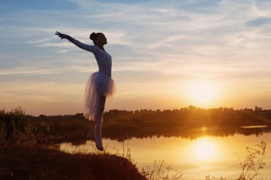  Balet batımında açık havada